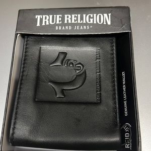 True Religion Men’s Bifold Wallet